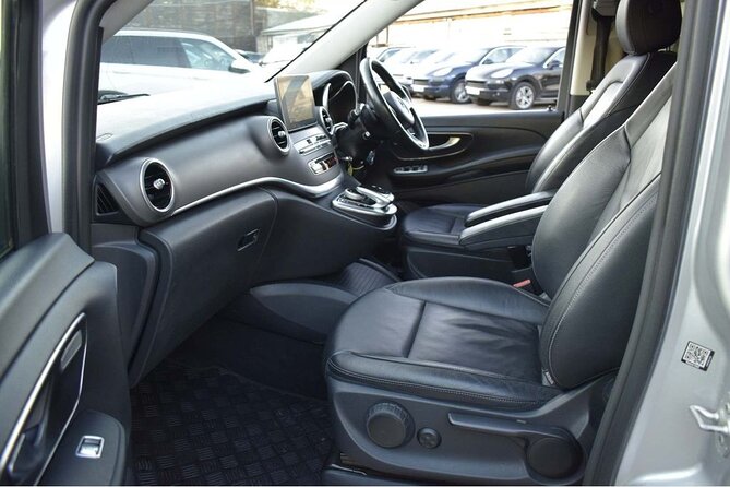 Private Dublin Airport Transfer to & from Belfast City - Mercedes comfort, Wi-Fi, and luggage space