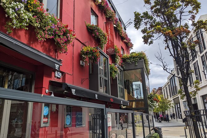 Private Guided Tour of Dublin in French - Grafton Street, Dublin’s pedestrian shopping spine