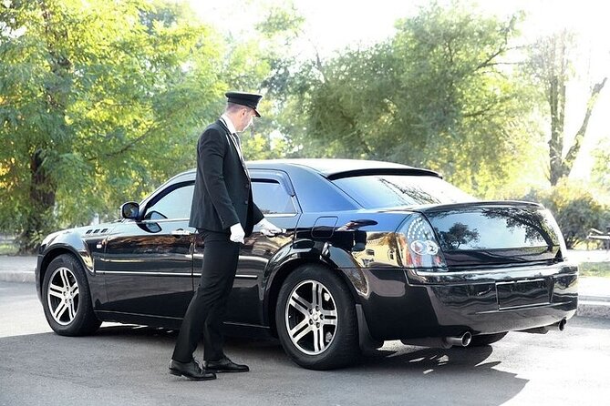Private One-way Airport Transfer Dublin Airport To Dublin - The 30-minute ride into Dublin