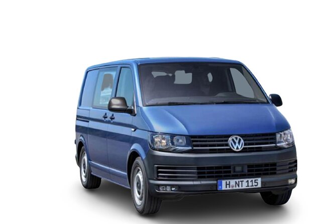 Private Transfer from Dublin city Center to Dublin airport One way Minivan - The Approximate 30-Minute Journey