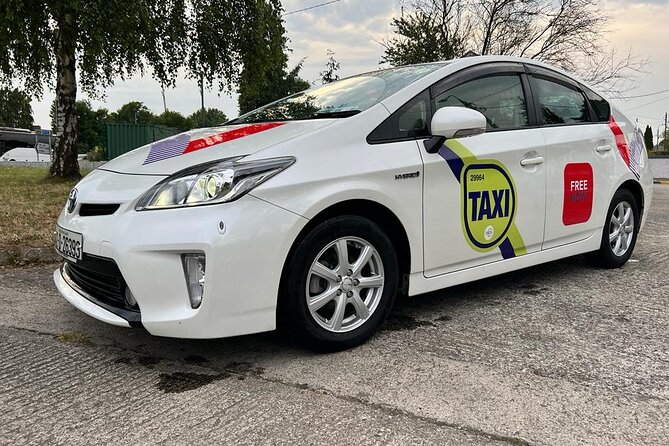 Private Transport from Dublin City to Dublin Airport - A simple ride between Dublin Airport and the city
