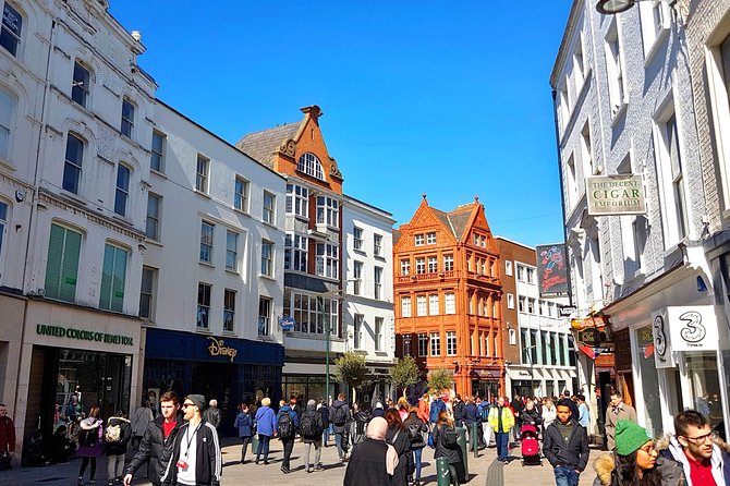 Private Ultimate Day in Dublin (Walking Tour) - Temple Bar without stopping at the obvious version