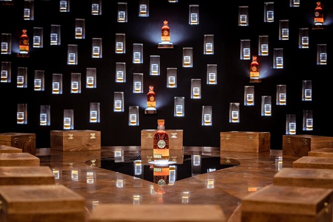 Roe & Co Distillery Experiences - Exploring the five pillars of flavor