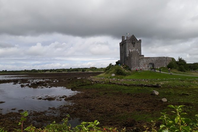 Scogliere di moher e Galway in italiano - Galway in novanta minuti