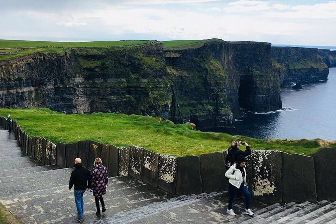 Scogliere di moher e Galway in italiano - Quanto conta la guida in italiano