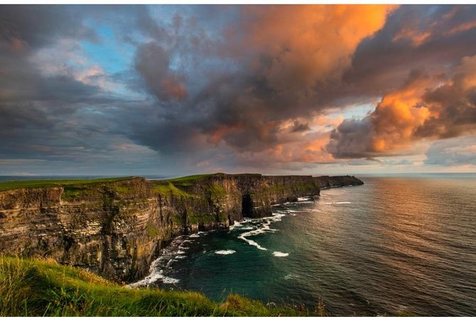 Shore Excursion Cliffs of Moher explorer tour, Wild Atlantic Way from Galway - The coach, group size, and timing