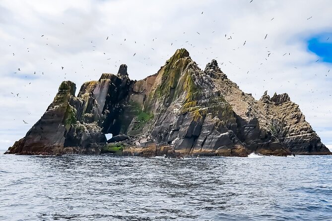 Skellig Michael : Ultimate Skellig Coast Tour with AquaTerra - Audio Commentary and the Small-Group Advantage