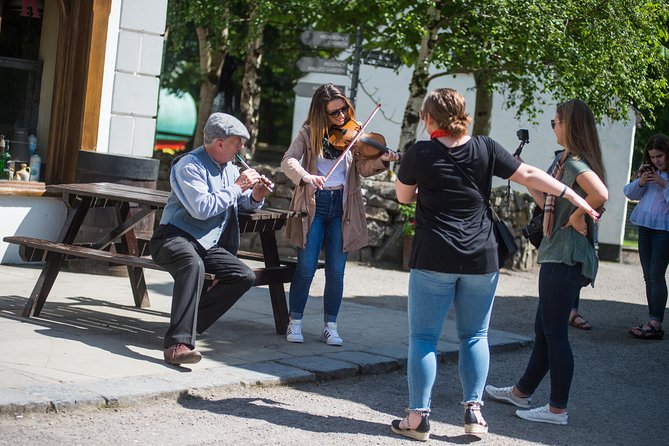 Skip the Line: Bunratty Castle and Folk Park Admission Ticket - Getting there and planning around Limerick or Shannon