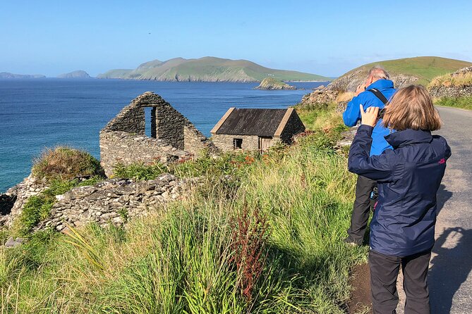 Slea Head Photo & Sightseeing Tour - Coumeenoole Beach, the tour’s best pause