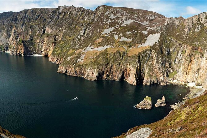 Slieve League cliffs cruise. Donegal. Guided. 1 ¾ hours. - Fintra Beach and Muckross Head