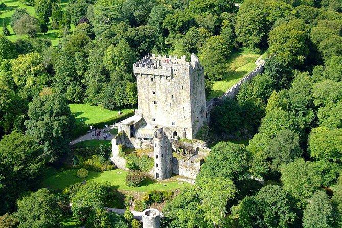 (Small Group) Shore Tour from Cork: Blarney Castle & Jameson Distillery - Blarney Woollen Mills and time for a break