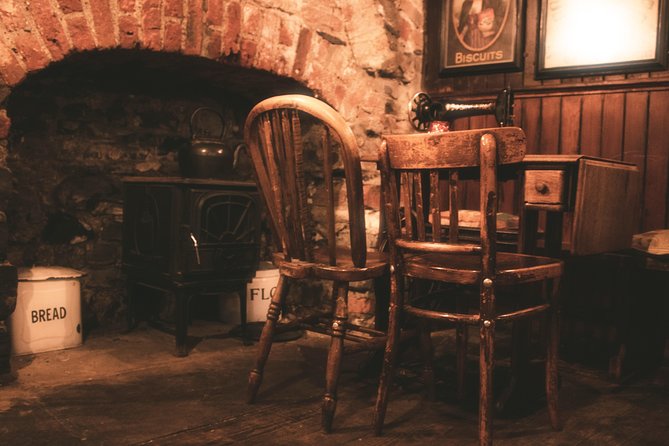 The Black Experience Pub Tour - Oscar Wilde House adds a literary pause