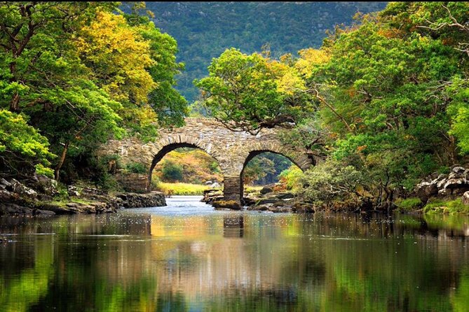 The Gap of Dunloe - Day Trip (One Way Only) - Starting at the meeting point of Killarney’s three lakes