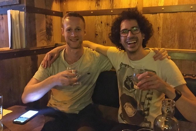 Whiskey Tasting Tour of Dublin - What the guide adds to the experience
