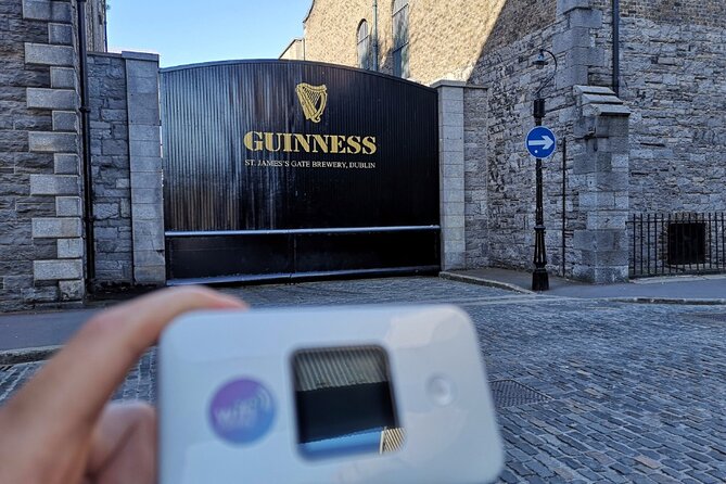 WiFicandy Portable WiFi Rental with Unlimited Data - Collecting WiFicandy at Dublin Airport